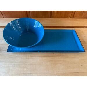 Tastefully Simple Chip Bowl with dip or cheese ball Platter